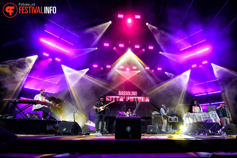 Bassolino op Down the Rabbit Hole 2025 - Zaterdag foto