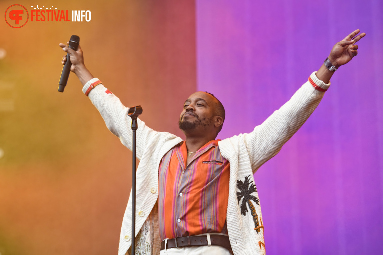 Durand Jones & the Indications op Down the Rabbit Hole 2025 - Zondag foto