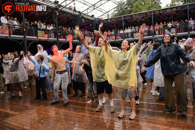 Down the Rabbit Hole 2025 - Zondag foto