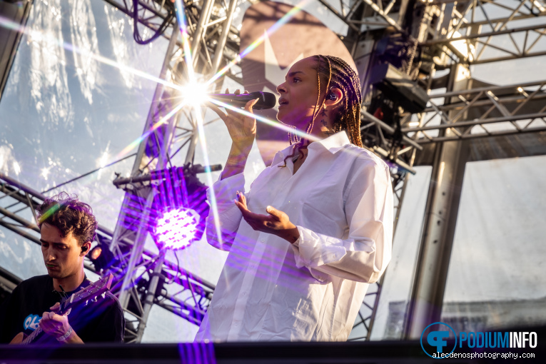 Zoë Livay op Suzan & Freek - Royal Park Live - 04/07 - Paleis Soestdijk foto