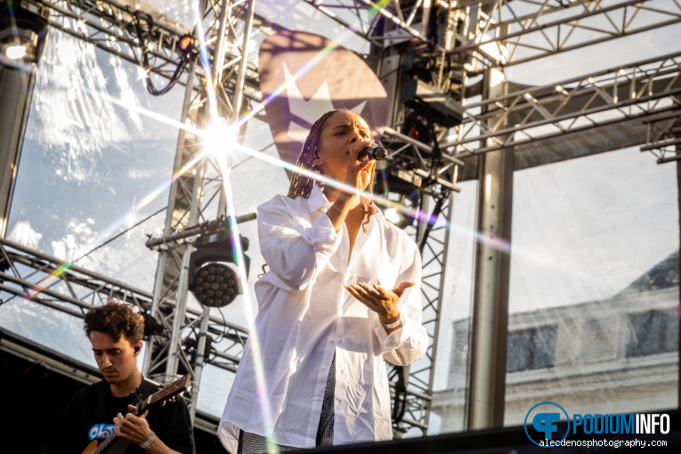 Zoë Livay op Suzan & Freek - Royal Park Live - 04/07 - Paleis Soestdijk foto