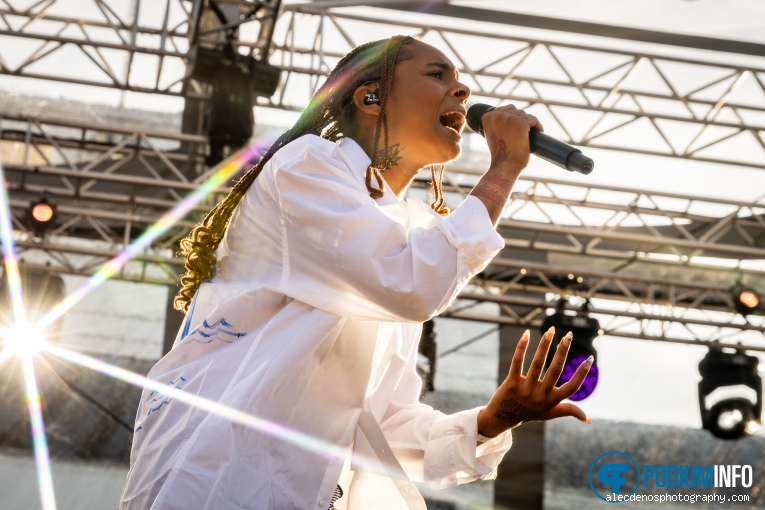 Zoë Livay op Suzan & Freek - Royal Park Live - 04/07 - Paleis Soestdijk foto