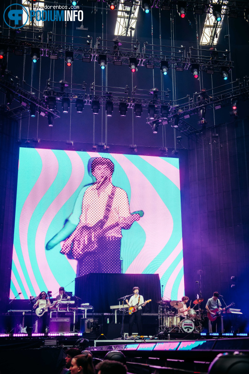 Declan McKenna op Imagine Dragons - 09/07 - Johan Cruijff ArenA foto