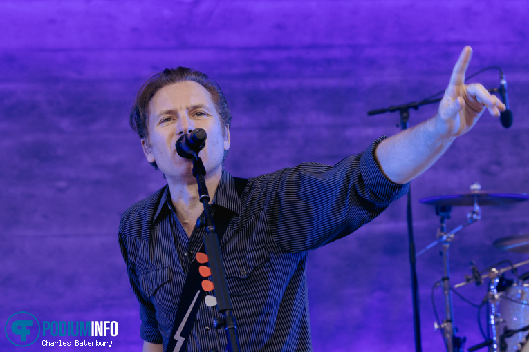 Franz Ferdinand op Zuiderpark Live: Franz Ferdinand - 09/07 - Zuiderparktheater foto