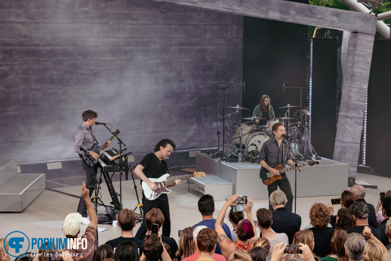 Franz Ferdinand op Zuiderpark Live: Franz Ferdinand - 09/07 - Zuiderparktheater foto