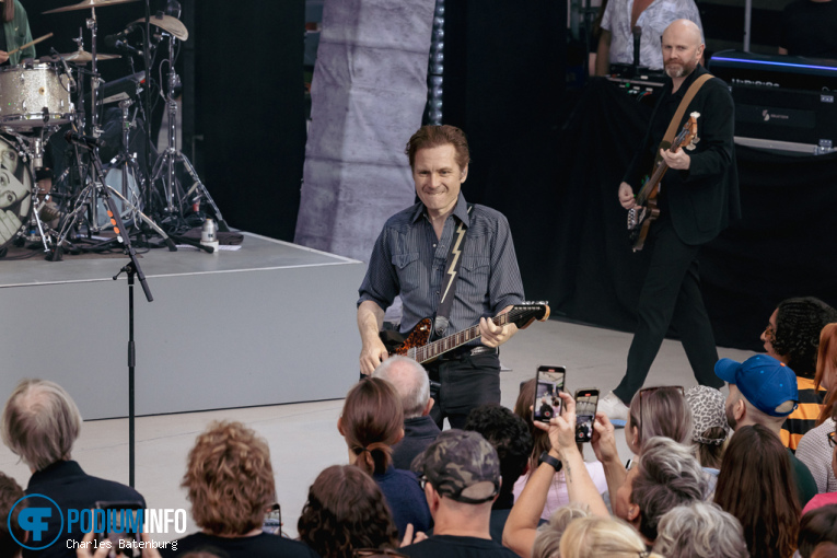 Franz Ferdinand op Zuiderpark Live: Franz Ferdinand - 09/07 - Zuiderparktheater foto