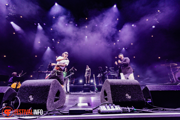 Ronnie Flex & The Fam op NN North Sea Jazz 2025 - Zondag foto