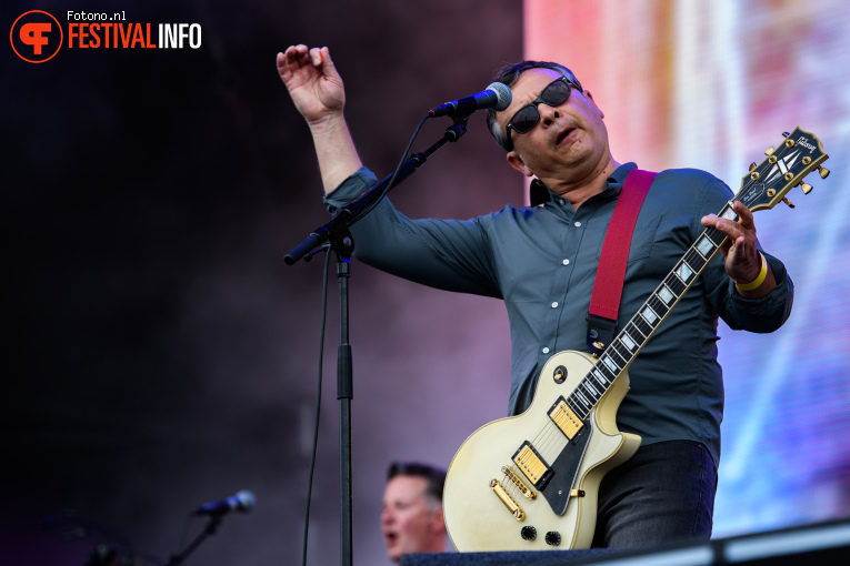 Manic Street Preachers op Bospop 2025 - Vrijdag foto