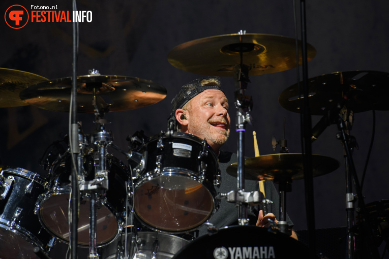 Dizzy Mizz Lizzy op Bospop 2025 - Vrijdag foto