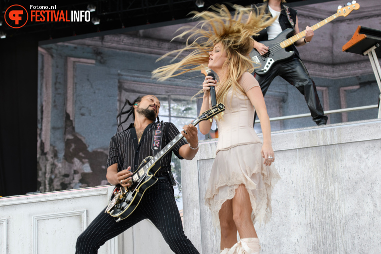 Davina Michelle op Bospop 2025 - Zaterdag foto