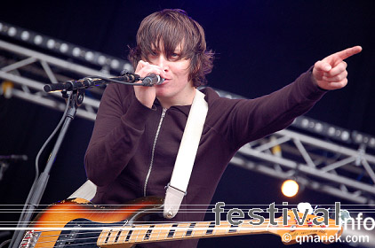 The Wombats op Bevrijdingsfestival Overijssel 2009 foto