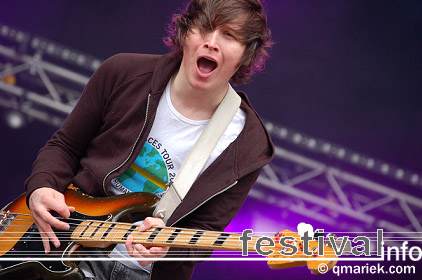 The Wombats op Bevrijdingsfestival Overijssel 2009 foto