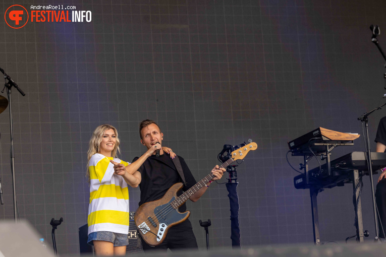 Hannah Mae op Zwarte Cross Festival 2025 - Vrijdag foto