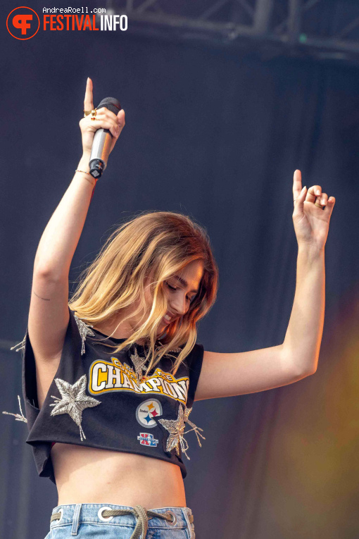 Roxy Dekker op Zwarte Cross Festival 2025 - Zaterdag foto