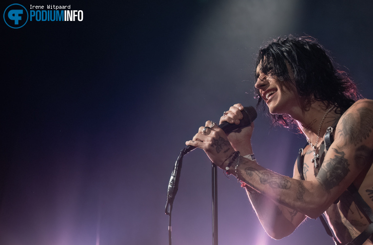 Palaye Royale op Palaye Royale - 29/07 - Effenaar foto