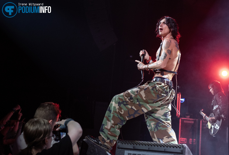 Palaye Royale op Palaye Royale - 29/07 - Effenaar foto