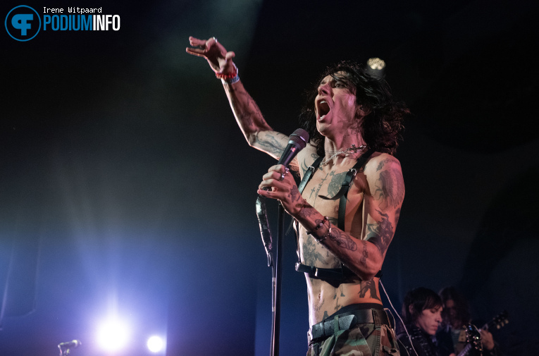 Palaye Royale op Palaye Royale - 29/07 - Effenaar foto