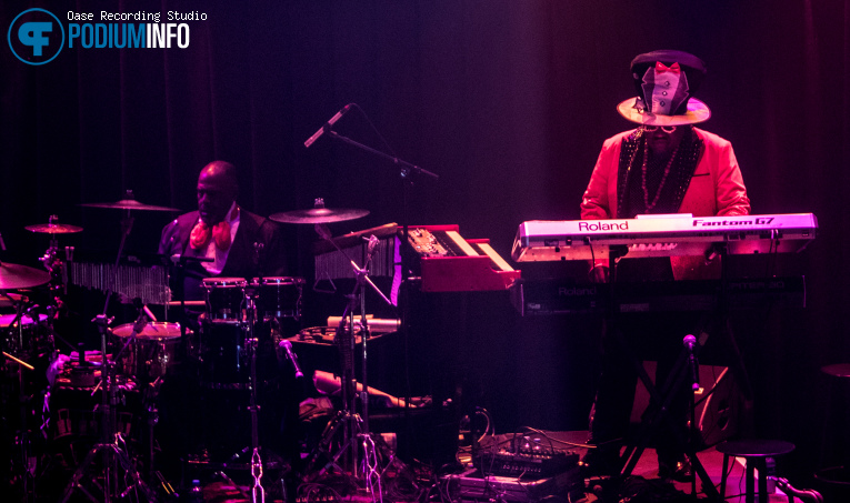 The S.O.S. Band op The S.O.S. Band - 06/08 - Paradiso foto