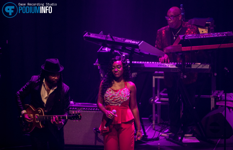 The S.O.S. Band op The S.O.S. Band - 06/08 - Paradiso foto