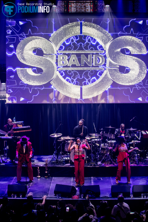 The S.O.S. Band op The S.O.S. Band - 06/08 - Paradiso foto