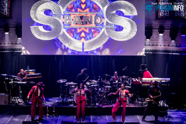 The S.O.S. Band op The S.O.S. Band - 06/08 - Paradiso foto