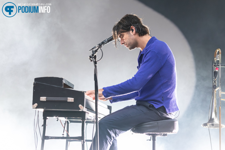 Warhaus op Live At Amsterdamse Bos: Warhaus - 07/08 - Openlucht Theater Amsterdamse Bos foto