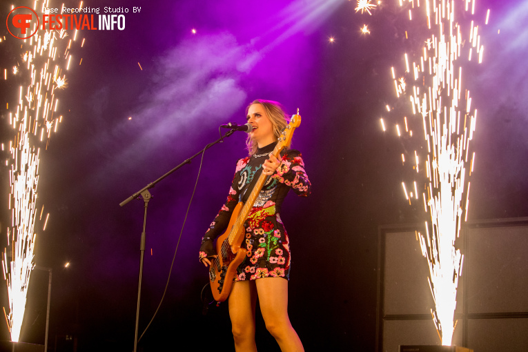 Steam Sister op Huntenpop 2025 foto