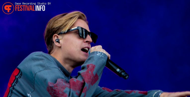 Bankzitters op Huntenpop 2025 foto