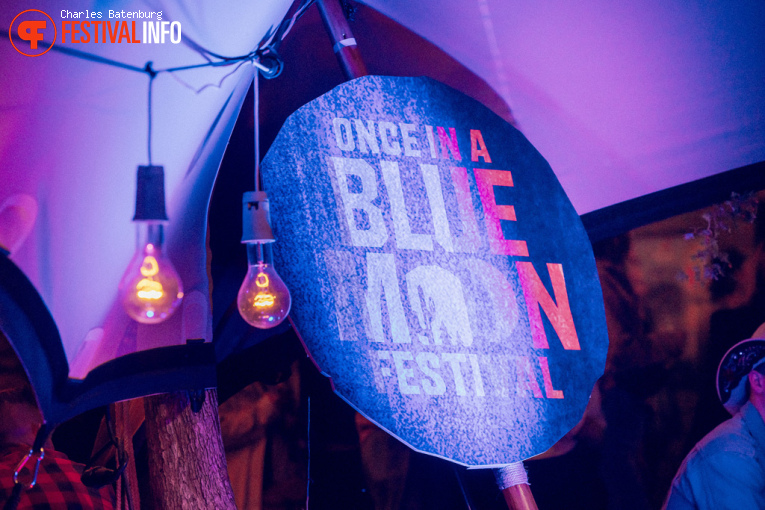 Once In A Blue Moon 2025 foto