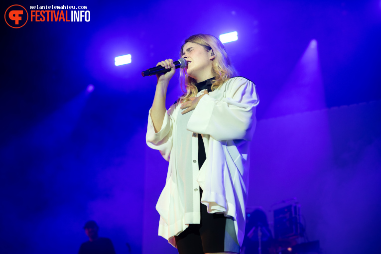 Zaho De Sagazan op Paléo 2025 foto