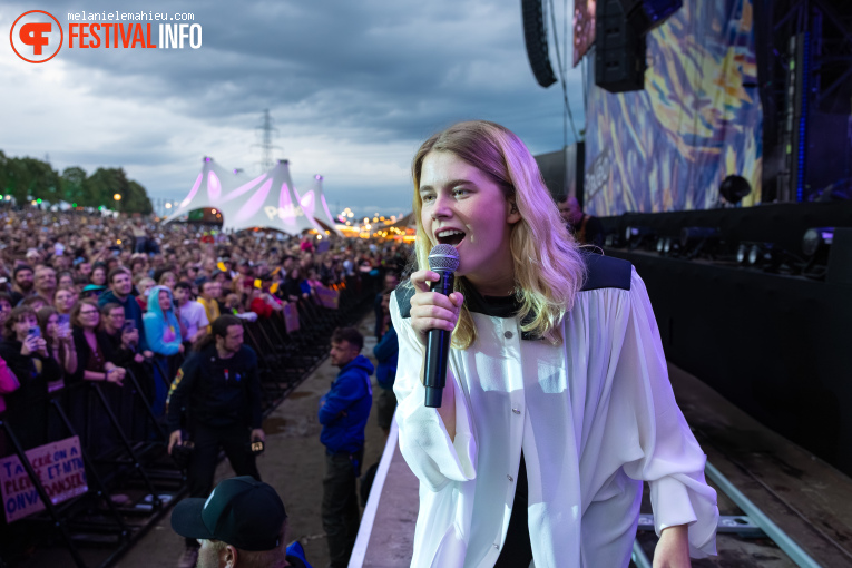 Zaho De Sagazan op Paléo 2025 foto