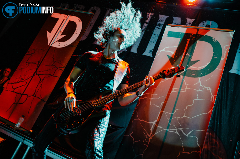 TerraDown op Drowning Pool - 13/08 - Poppodium Volt foto