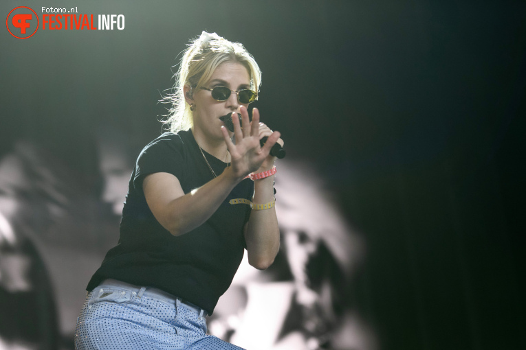 London Grammar op Lowlands 2025 - Vrijdag foto
