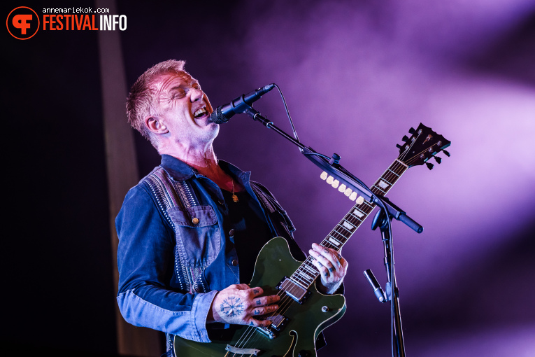 Queens Of The Stone Age op Lowlands 2025 - Vrijdag foto