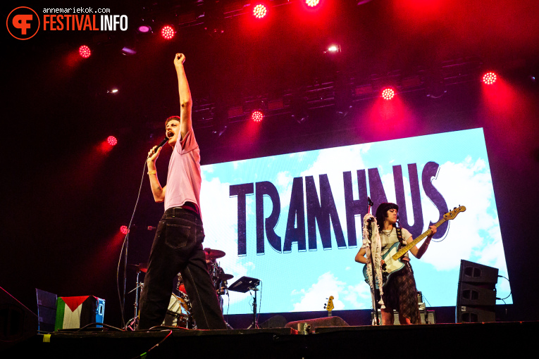 Tramhaus op Lowlands 2025 - Vrijdag foto