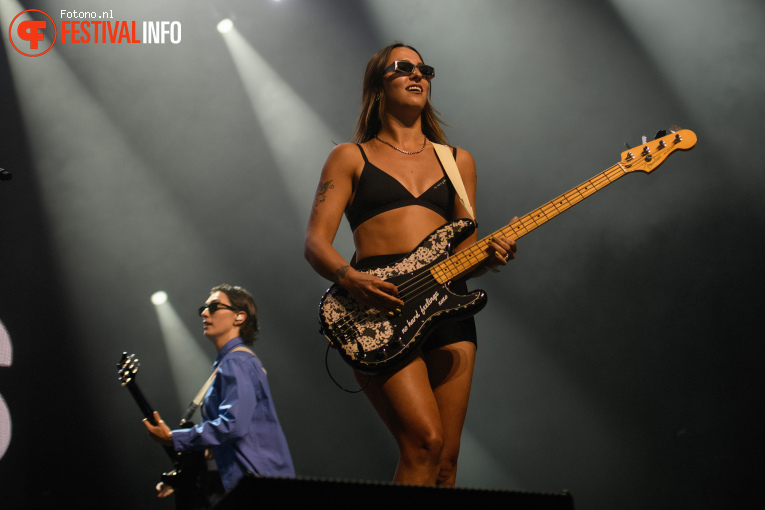 The Beaches op Lowlands 2025 - Zaterdag foto