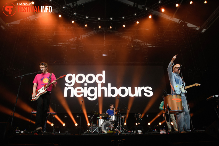 Good Neighbours op Lowlands 2025 - Zaterdag foto