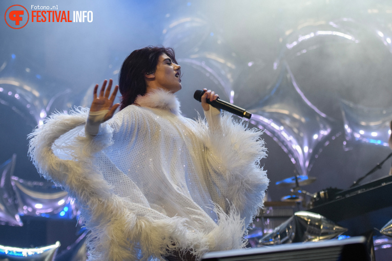 Sylvie Kreusch op Lowlands 2025 - Zaterdag foto