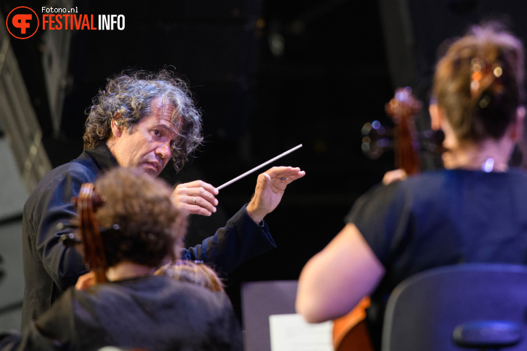 Noord Nederlands Orkest op Lowlands 2025 - Zondag foto