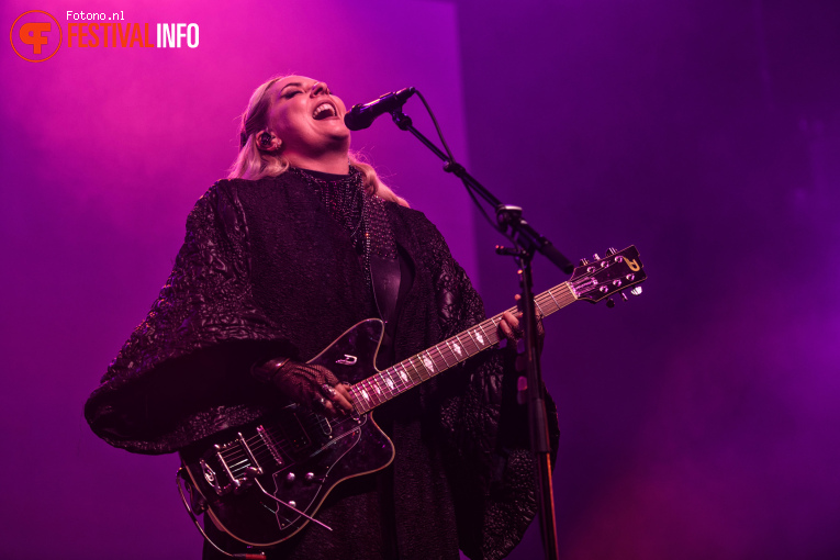 Eivør op Lowlands 2025 - Zondag foto