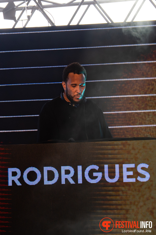 Benny Rodrigues op R² Festival 2025 foto