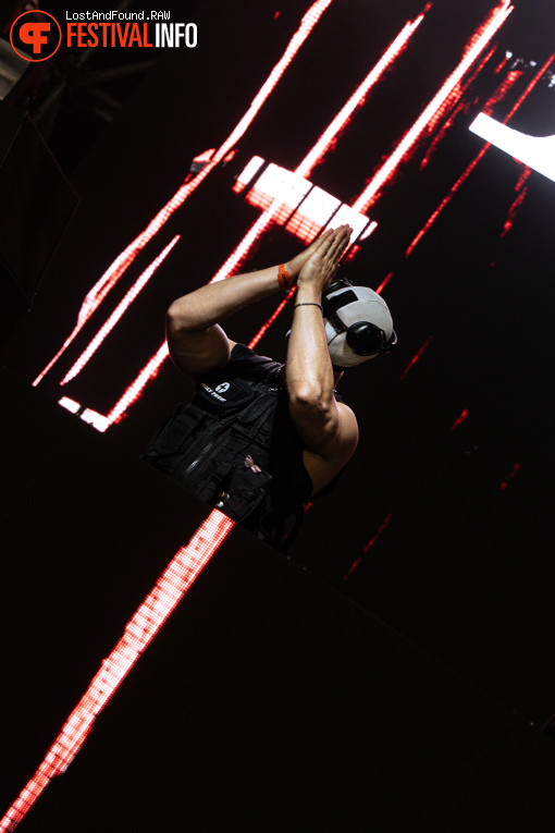 Holy Priest op R² Festival 2025 foto