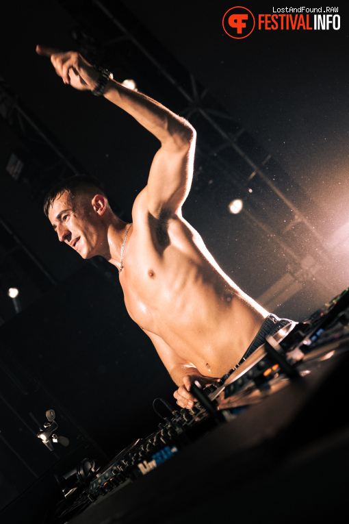 Azyr op R² Festival 2025 foto