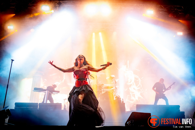 Within Temptation op Dynamo MetalFest 2025 - Zaterdag foto