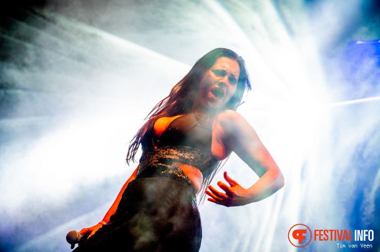 Sirenia op Dynamo MetalFest 2025 - Zaterdag foto