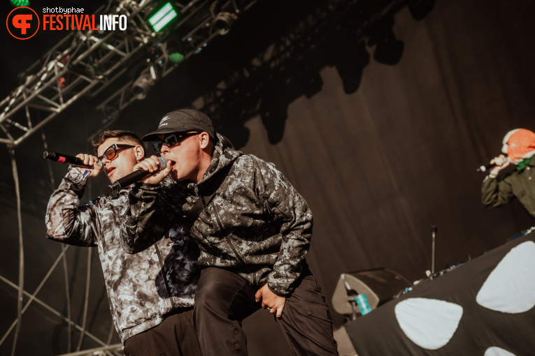 Kneecap op Cabaret Vert 2025 foto