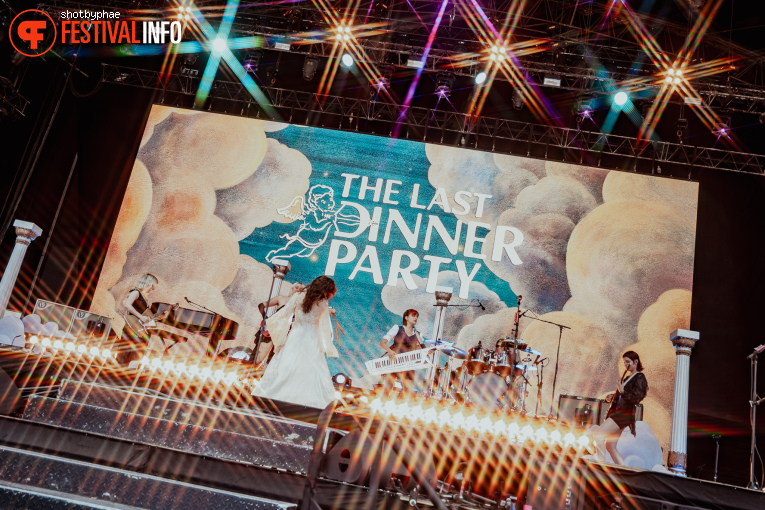 The Last Dinner Party op Cabaret Vert 2025 foto