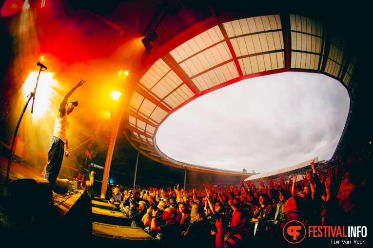 Kublai Khan TX op Dynamo MetalFest 2025 - Zondag foto