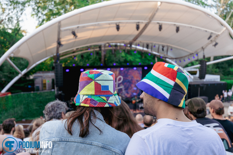 zeck op Zuiderpark Live: Jeremy Loops - 19/08 - Zuiderparktheater foto