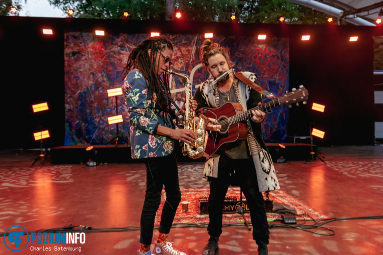 Jeremy Loops op Zuiderpark Live: Jeremy Loops - 19/08 - Zuiderparktheater foto